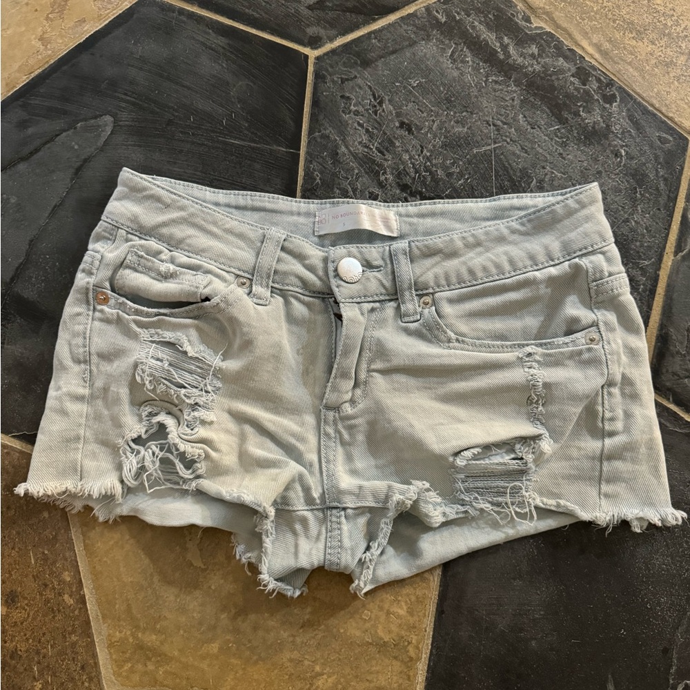 No Boundaries Jean shorts, size 5